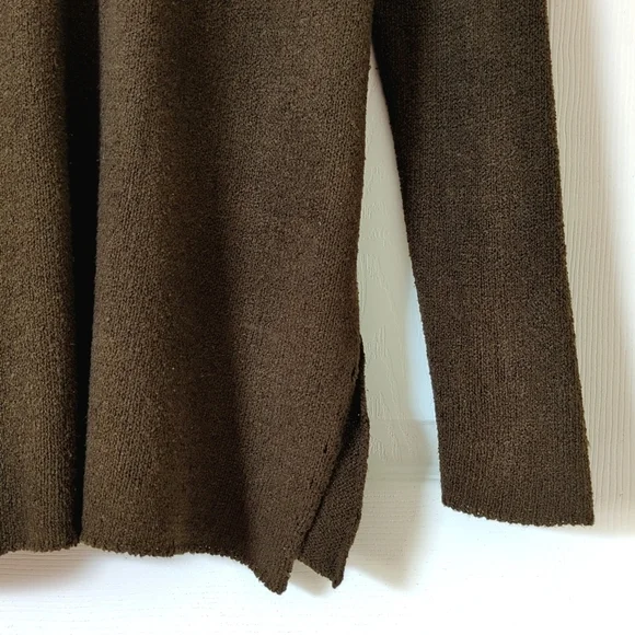 ASTR The Label Classic Knit Oversized Lace Up V-neck Peasant Sweater Dark Olive - Picture 9 of 12